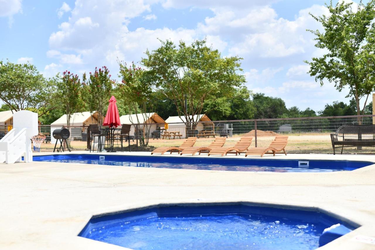 Son'S Rio Cibolo Birdhouse Cabin #10 Romantic Water Front Cabins Surrounded By Nature! Marion Exterior foto